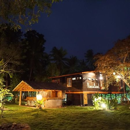 Peaceland Hostel Panglao Eksteriør billede