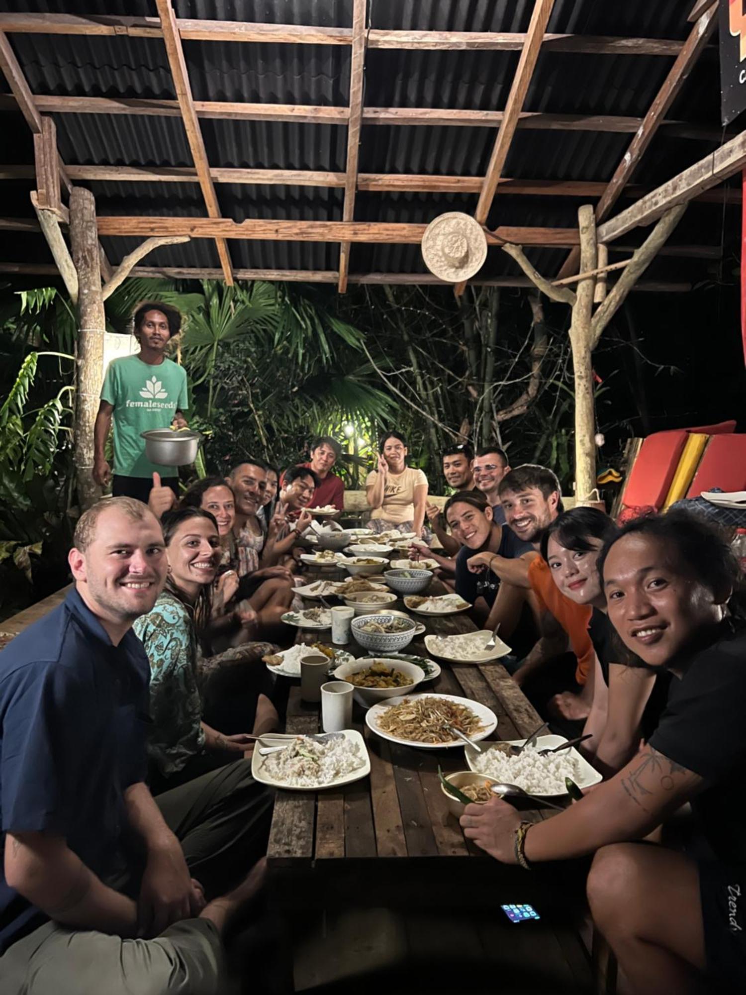 Peaceland Hostel Panglao Eksteriør billede