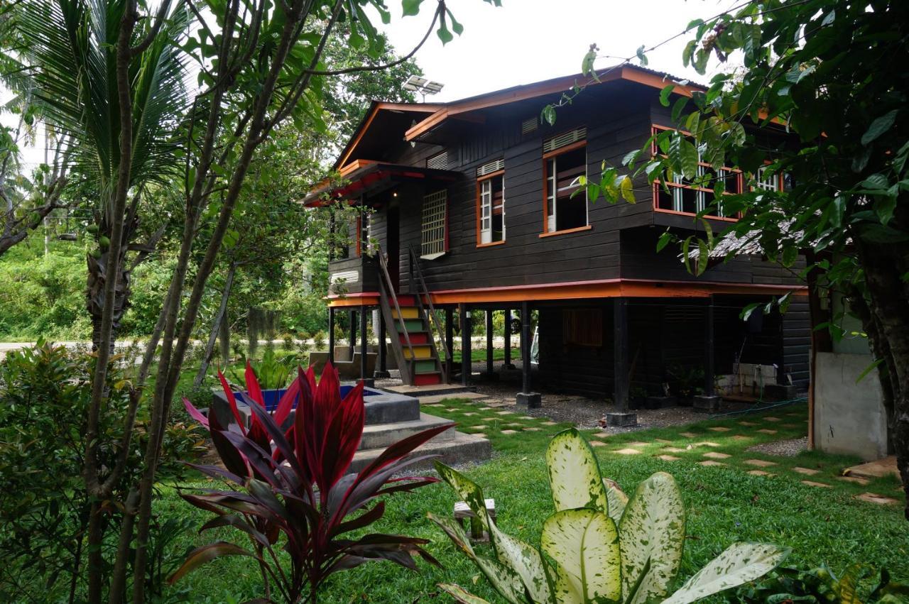 Peaceland Hostel Panglao Eksteriør billede