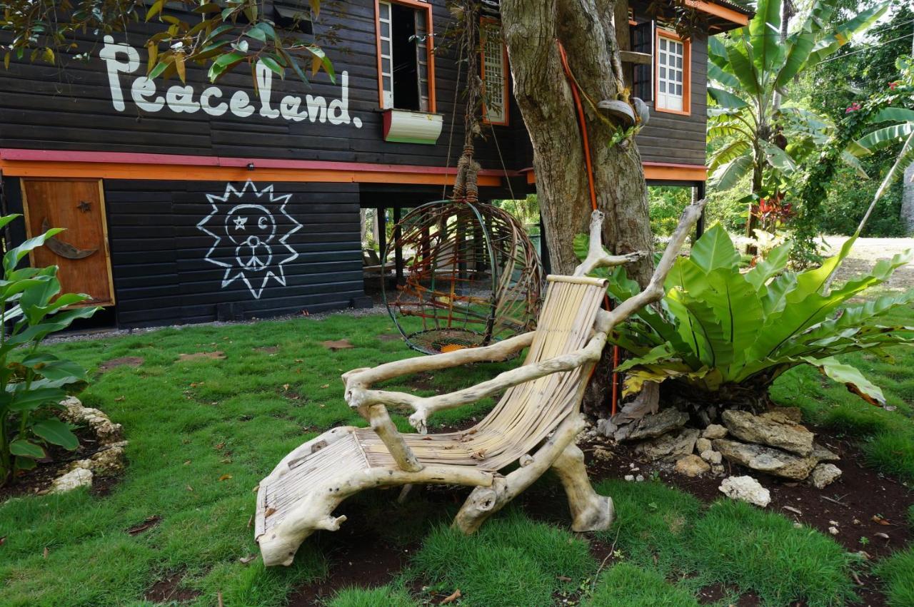 Peaceland Hostel Panglao Eksteriør billede
